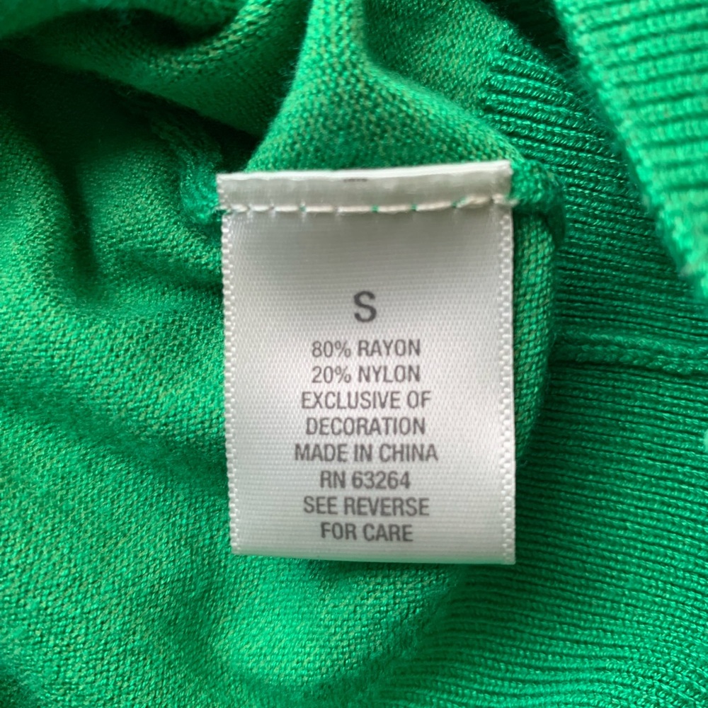 Dressbarn Womenβs Cardigan Buttoned Down Color Green Size Small 3/4 Sleeves - Picture 5 of 8